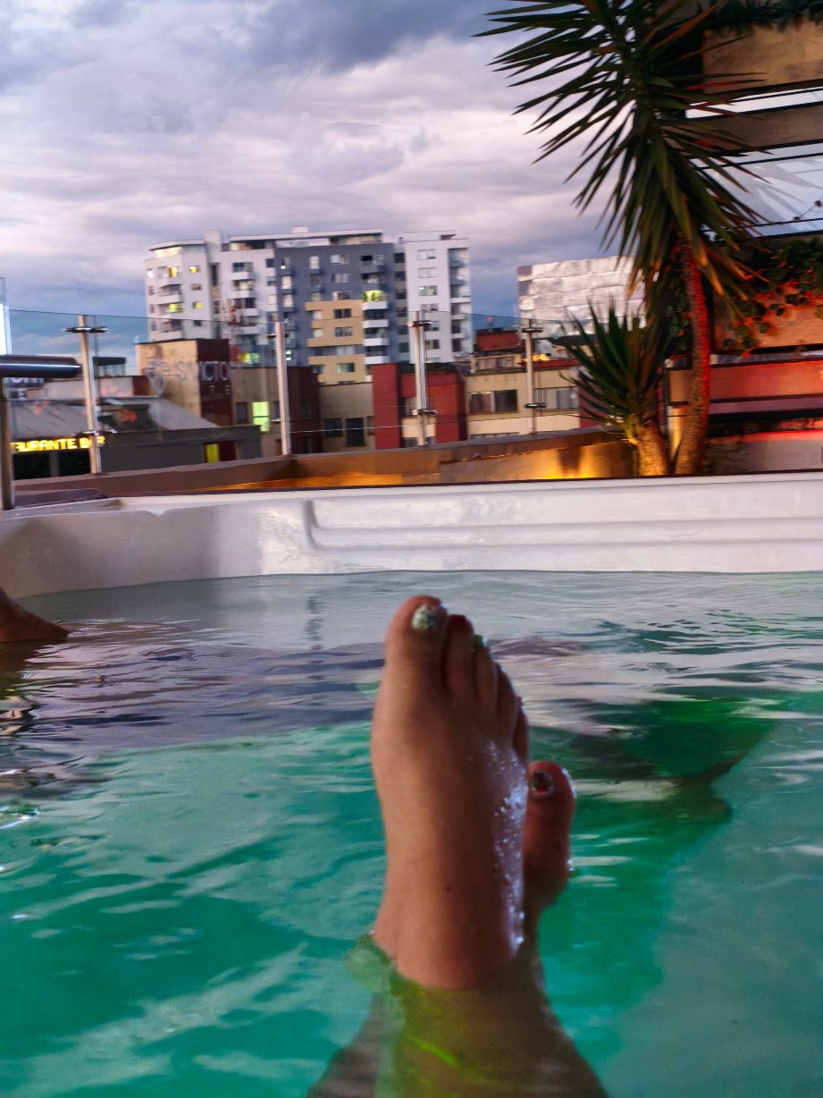 Isa Victory Hotel Boutique-泳池