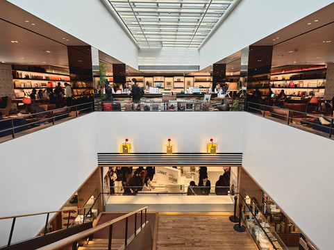 代官山茑屋书店T-SITE-涩谷区必去景点