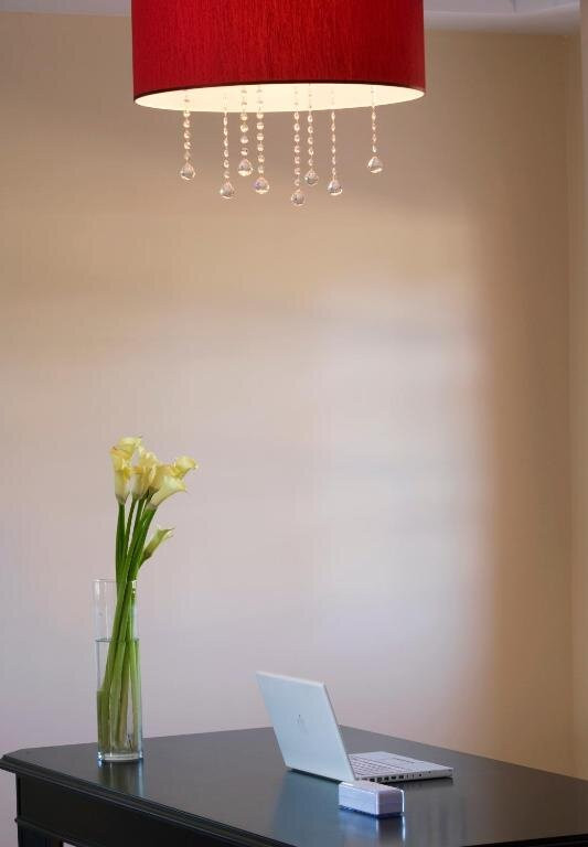 麦森德斯莱斯豪华套房酒店主图