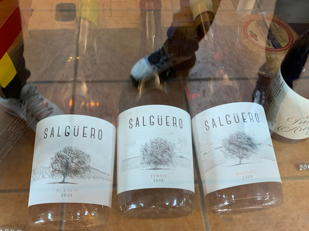 Bodegas Y Vinedos PradoRey-Gumiel Del Mercado必去景点