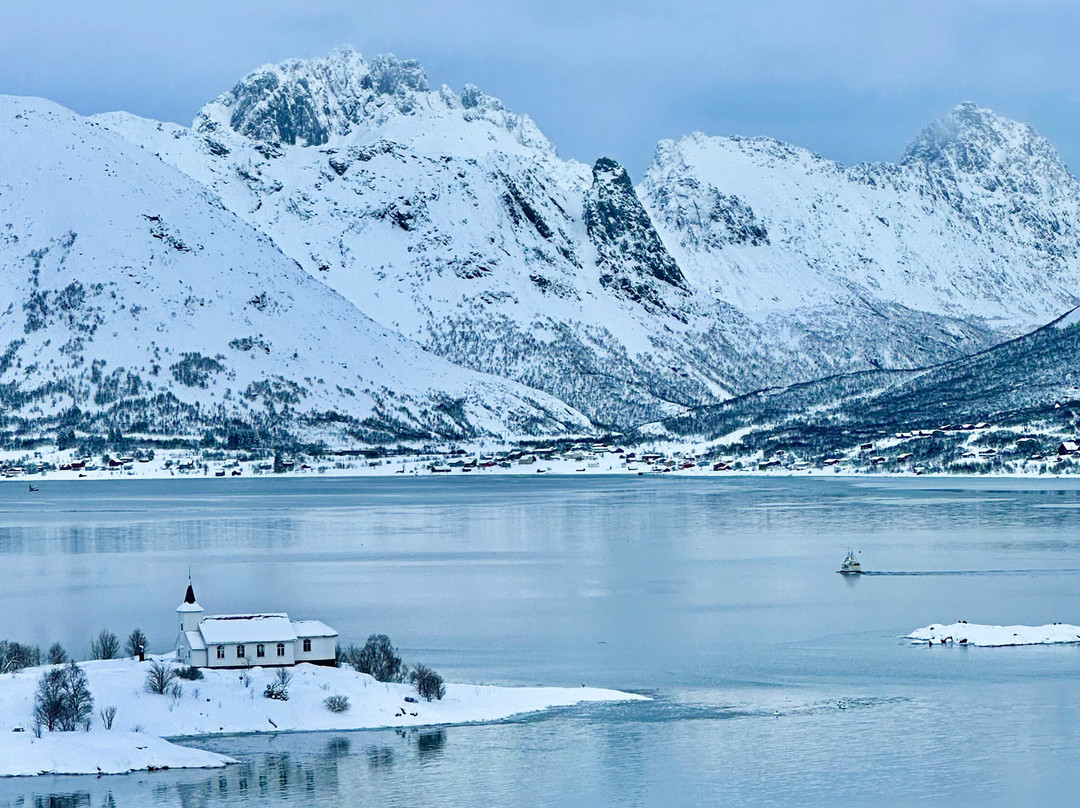Austnesfjorden-斯沃尔韦尔必去景点