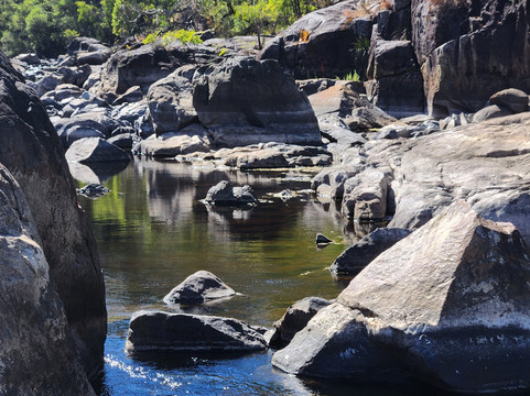 Circular Pool-沃泊尔必去景点
