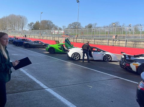 Everyman Driving Experiences-Hoton必去景点