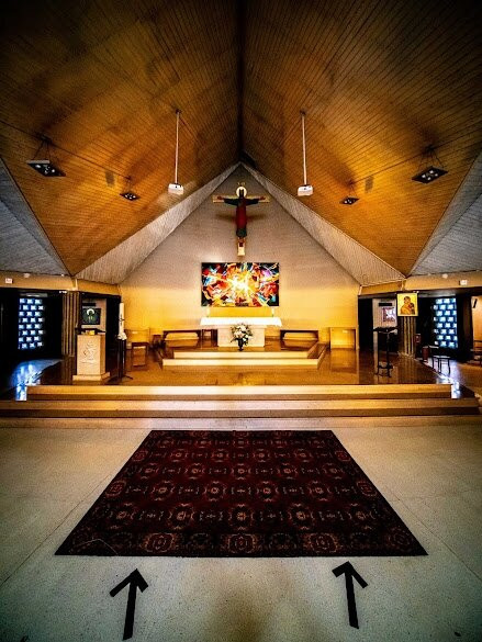 Eglise Notre-Dame-de-la-Resurrection-Le Chesnay必去景点