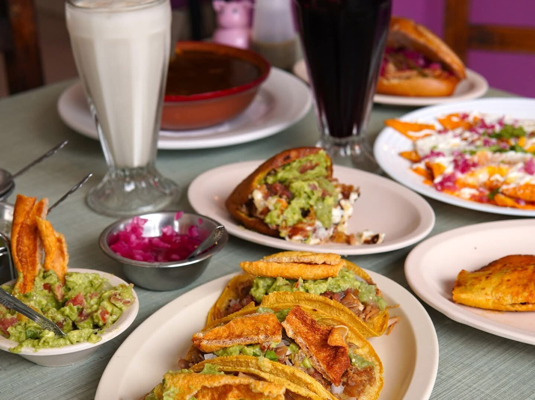 Las Karnitas May