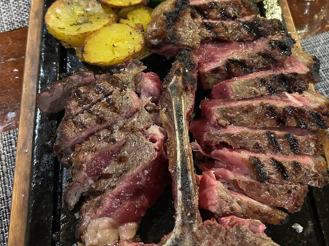 博斯科德拉斯皮纳酒店主图