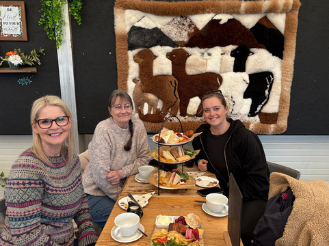 Charnwood Forest Alpacas-Boundary必去景点