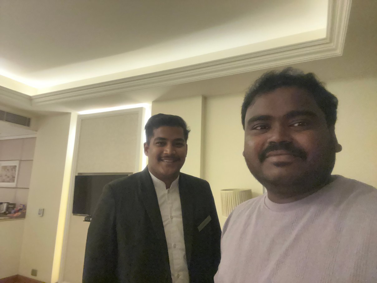 赖布尔辛哈尼亚萨罗瓦门廊酒店-客卧