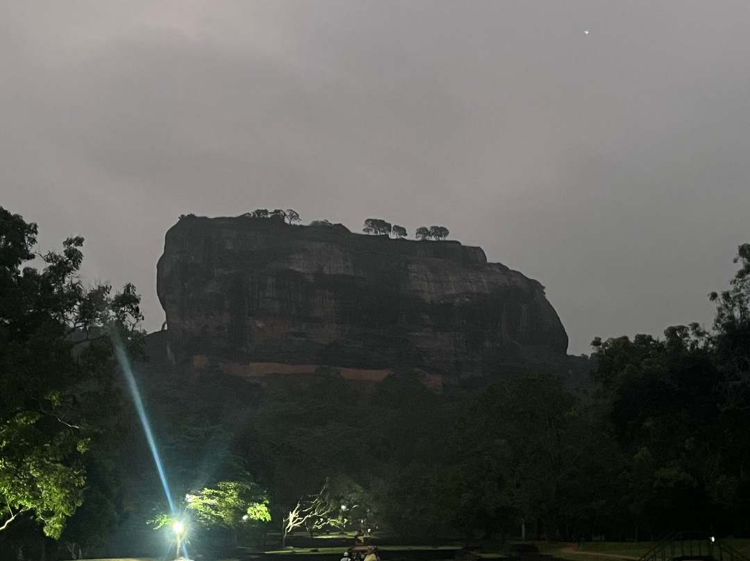 At Ease Sri Lanka - Tours & Transport-Dodanduwa必去景点