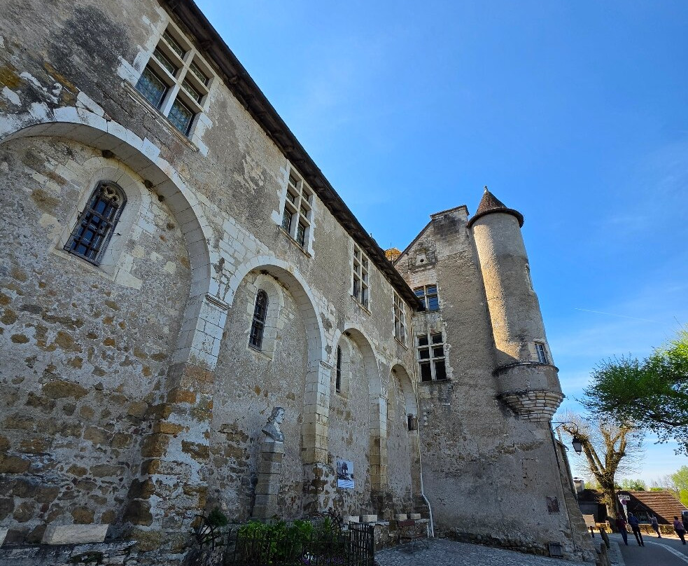 Carennac Aventure-Carennac必去景点