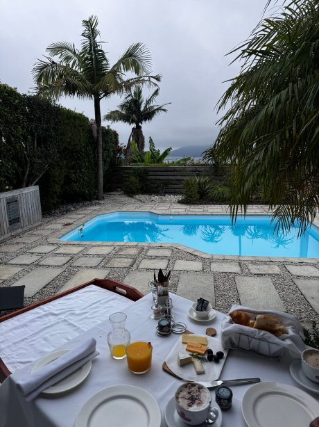 勒布罗伊恩酒店-官方