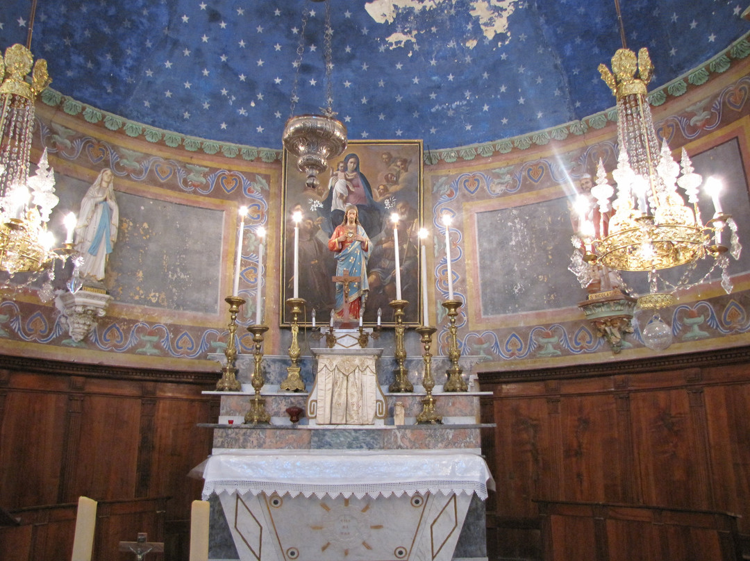 Eglise de Vic-Sainte-Anastasie必去景点
