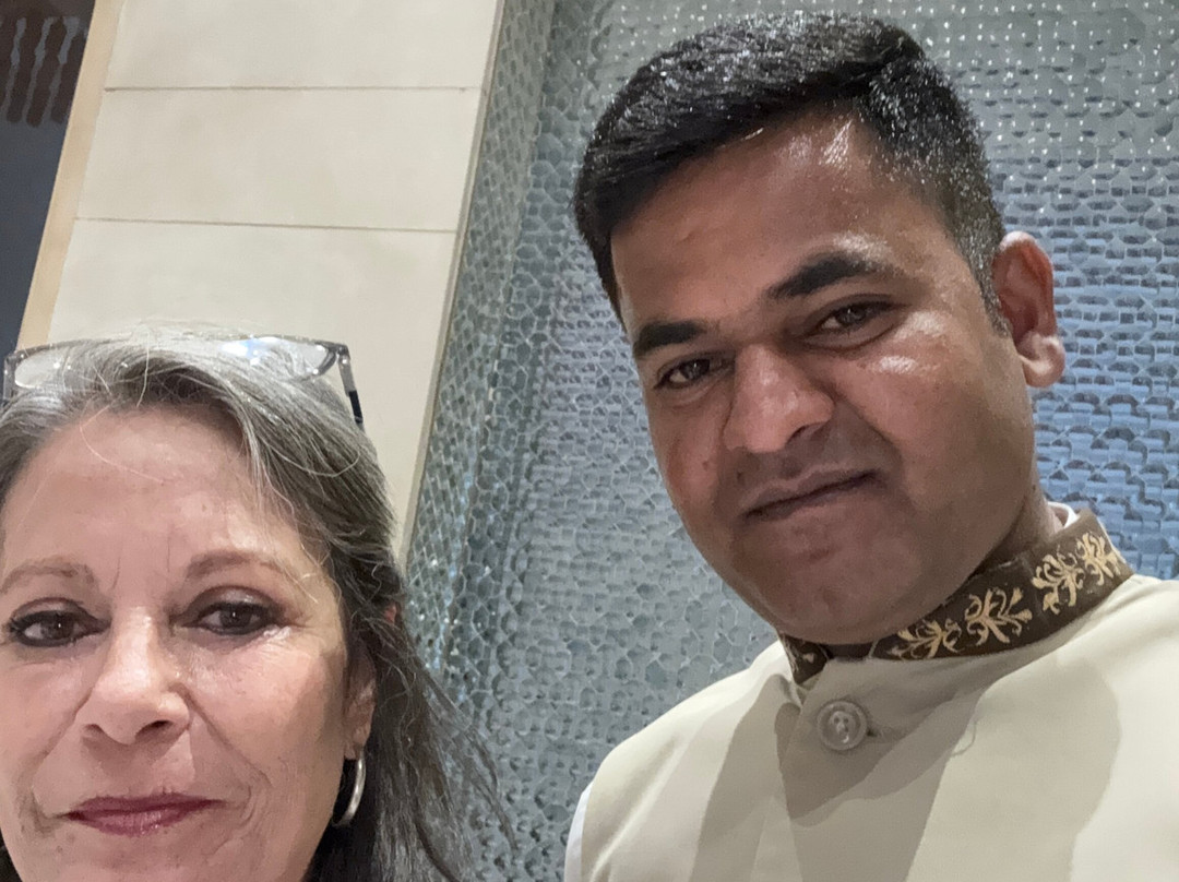 齐普尔萨洛威尔精品酒店主图