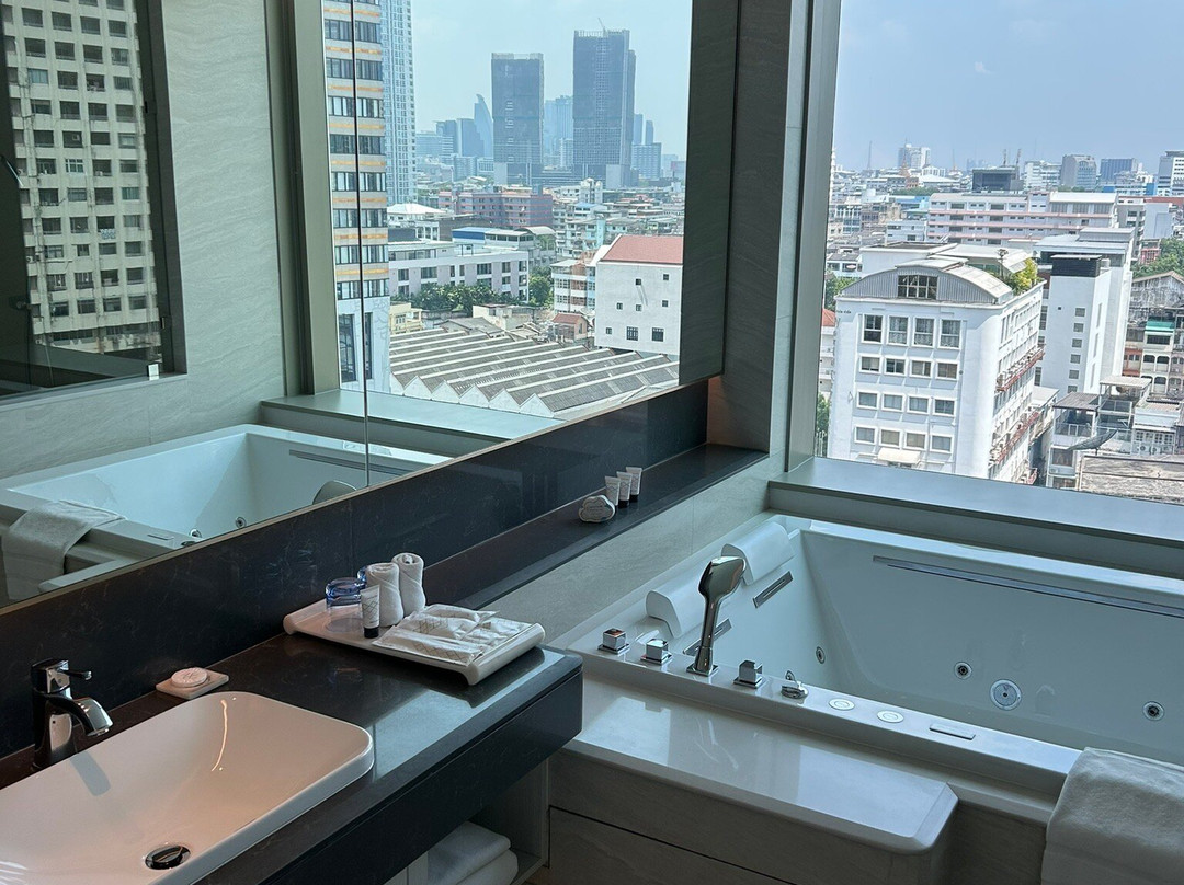 苏拉翁塞格兰德中心大酒店主图