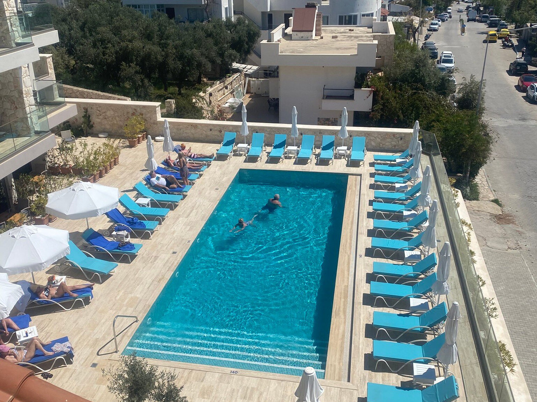 Oasis Hotel And Spa主图