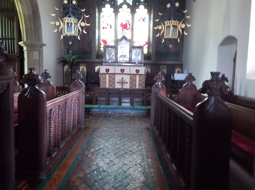 Parish Church of St Peter & St Paul-Great Missenden必去景点