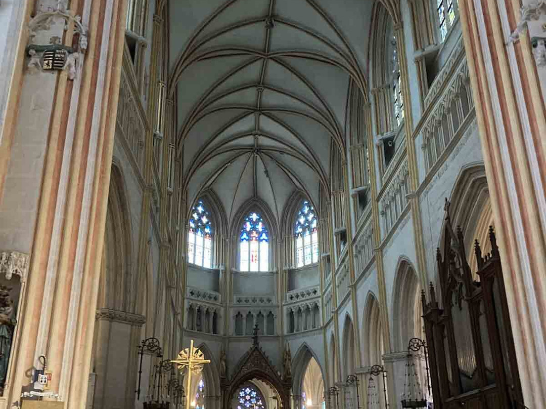 Cathédrale Saint-Corentin-坎佩尔必去景点