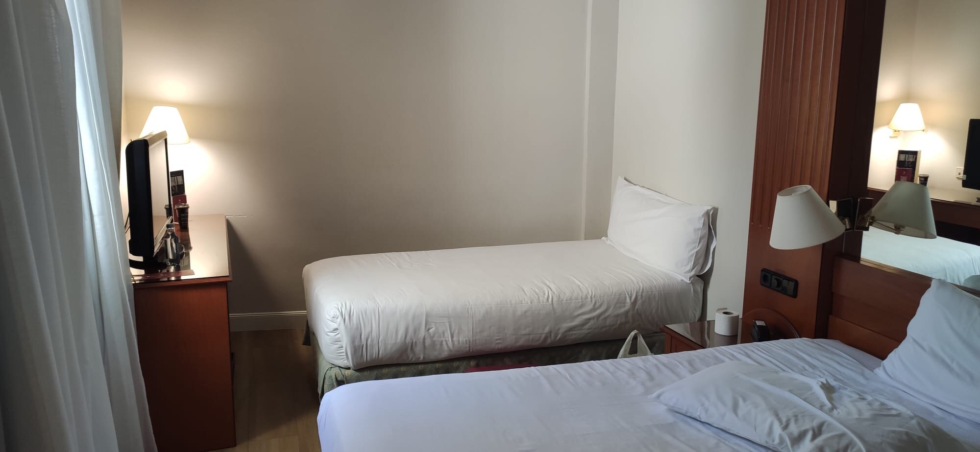 塞维利亚玛卡瑞纳艾克斯酒店-旅行者
