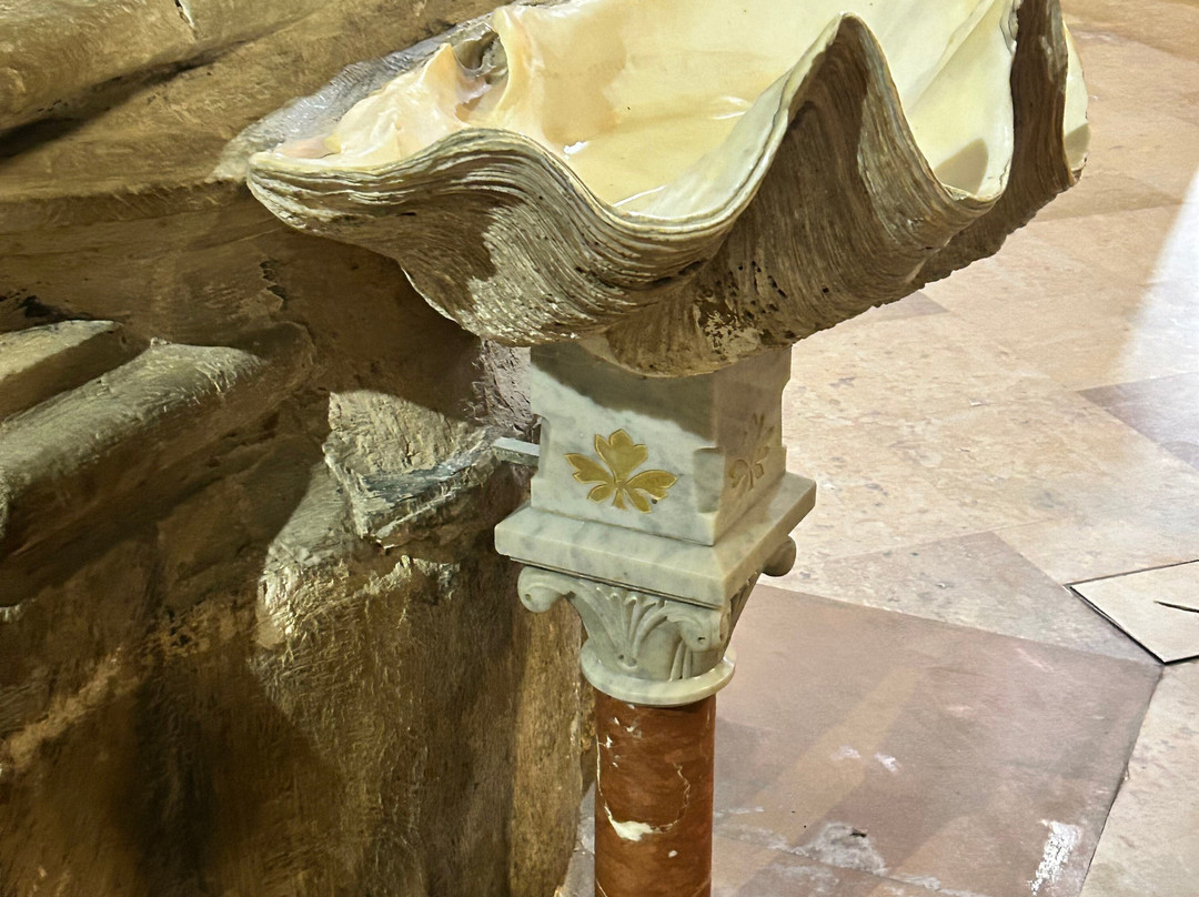 Iglesia de Santa Maria de Sabada-Lastres必去景点