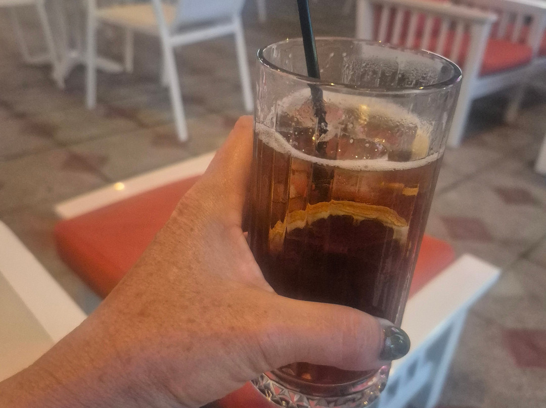 Cocktails & Dreams Lardos-Lardos必去景点