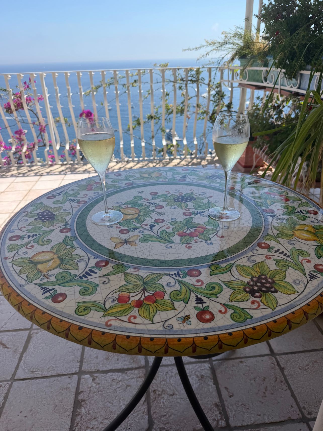 伊登洛克套房酒店-旅行者