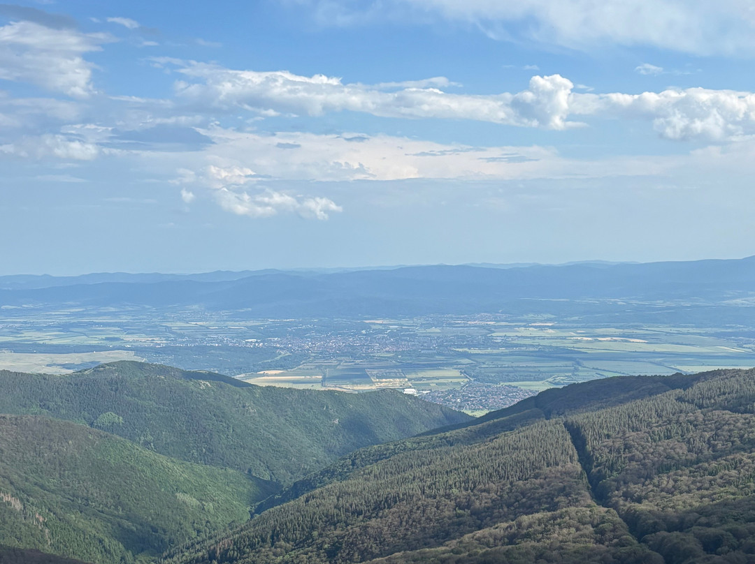 Buzludzha Monument-卡赞勒克必去景点