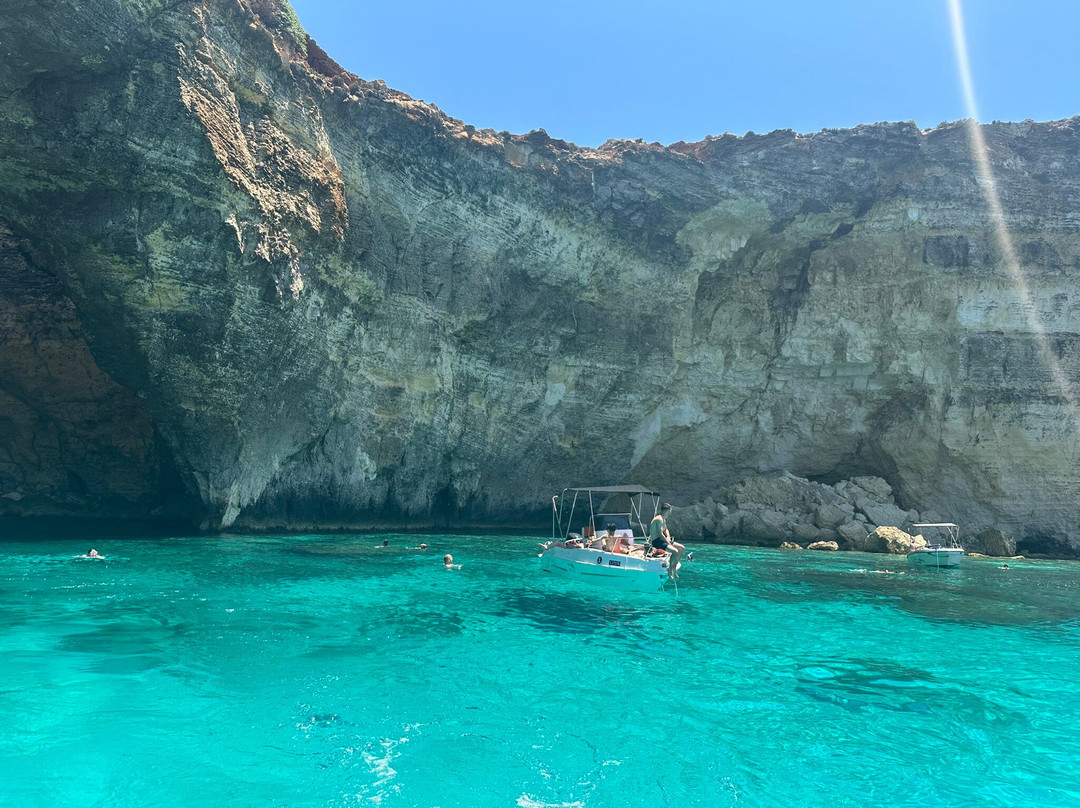 Bella Comino Ferry-姆贾尔必去景点