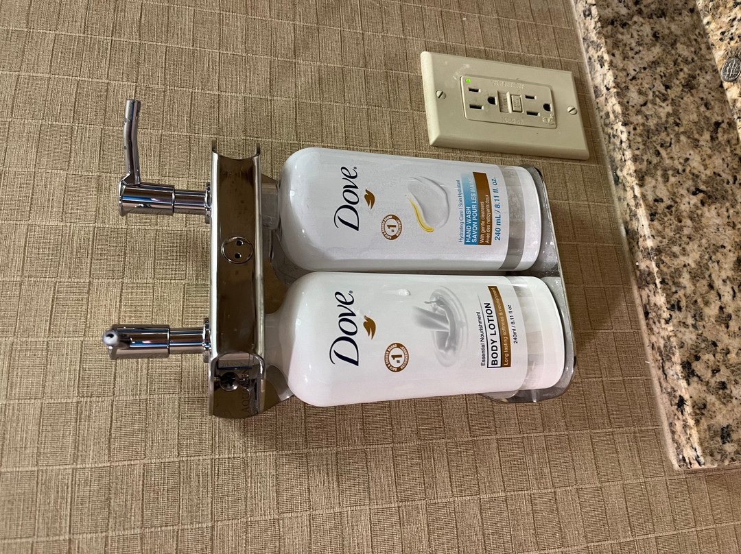 Holiday Inn 斯普林代尔/费耶特维尔区主图