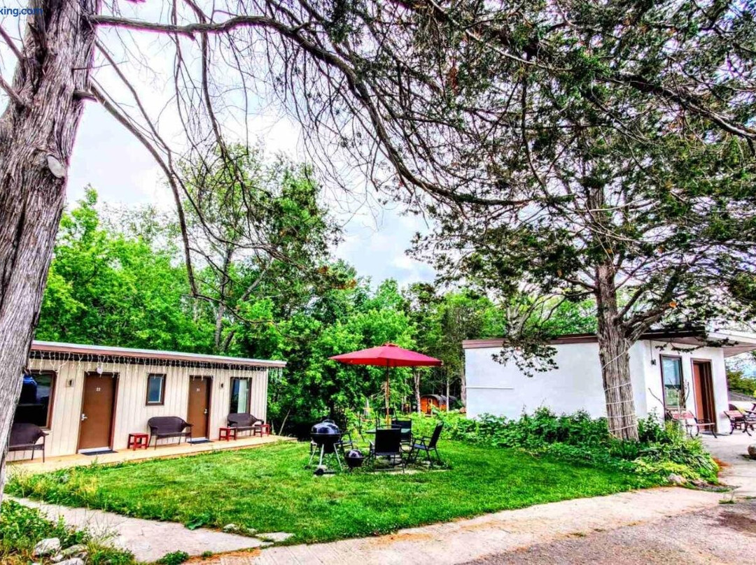 Salmon River Motel