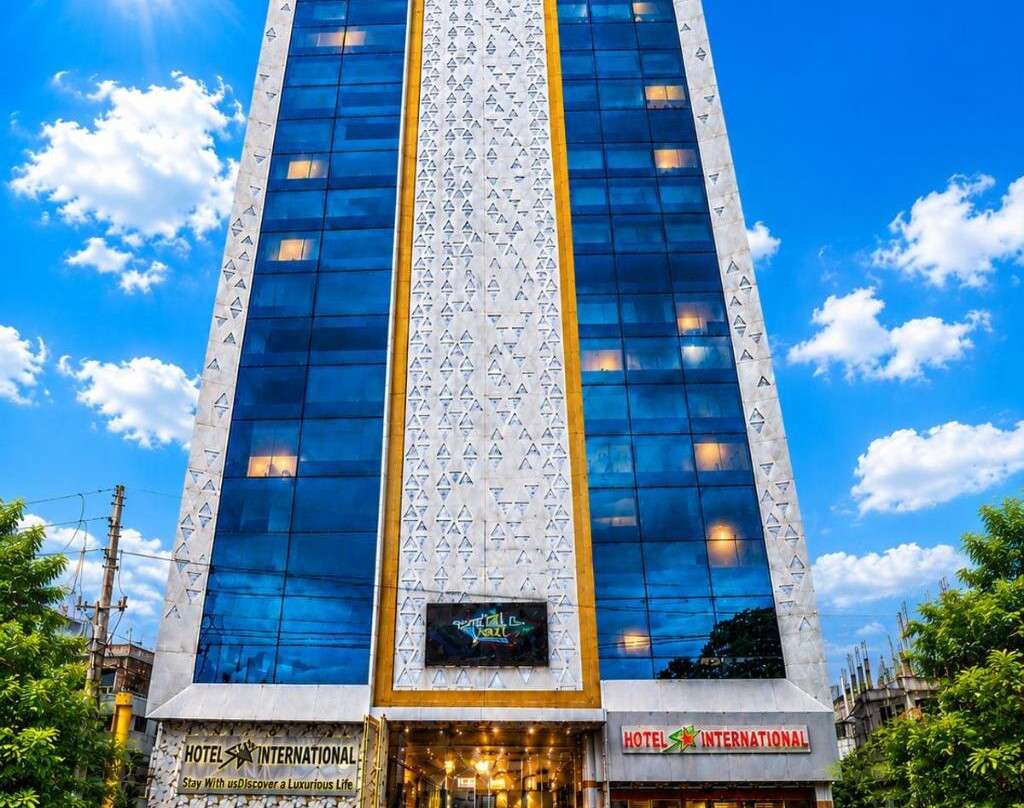 Star Int Rajshahi - Near Aam chattar