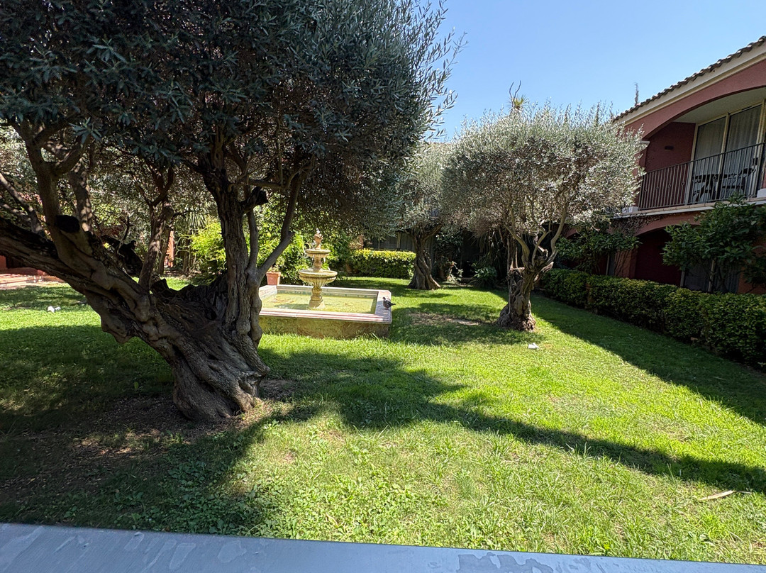 Spa Nuxe La Villa Duflot Perpignan-佩皮尼昂必去景点