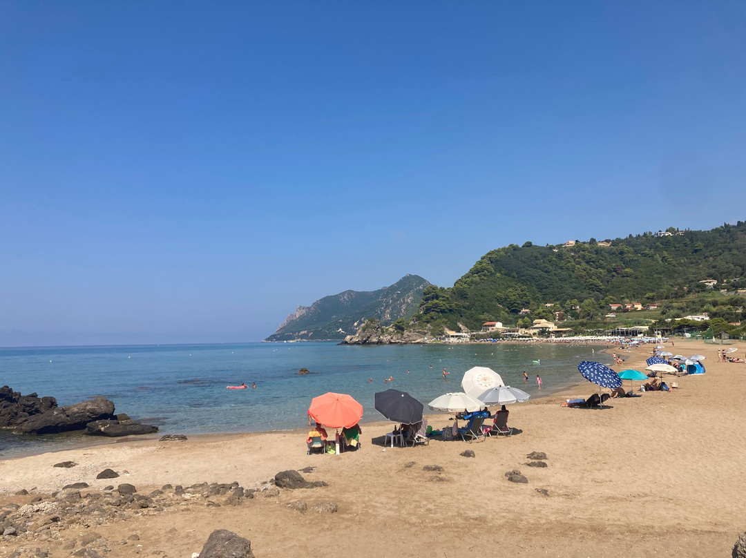 Beach Kontogialos-Pelekas必去景点