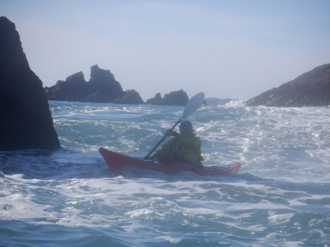 Mayberry Kayaking-Goodwick必去景点