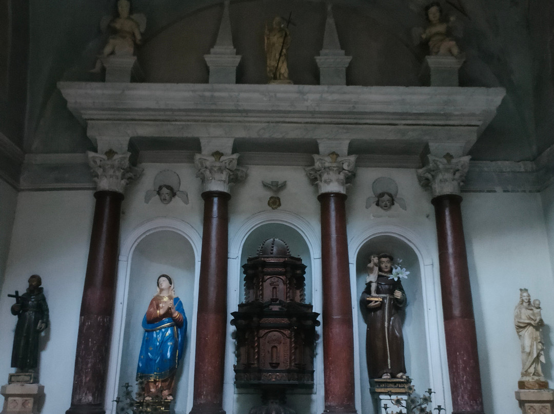 Eglise Sainte Julie-Nonza必去景点