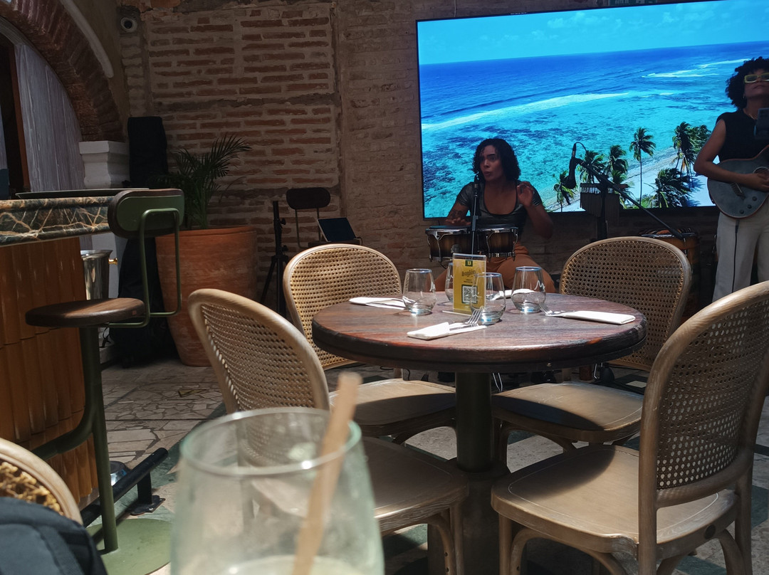San Pascual Baylón - Cocina Colombiana