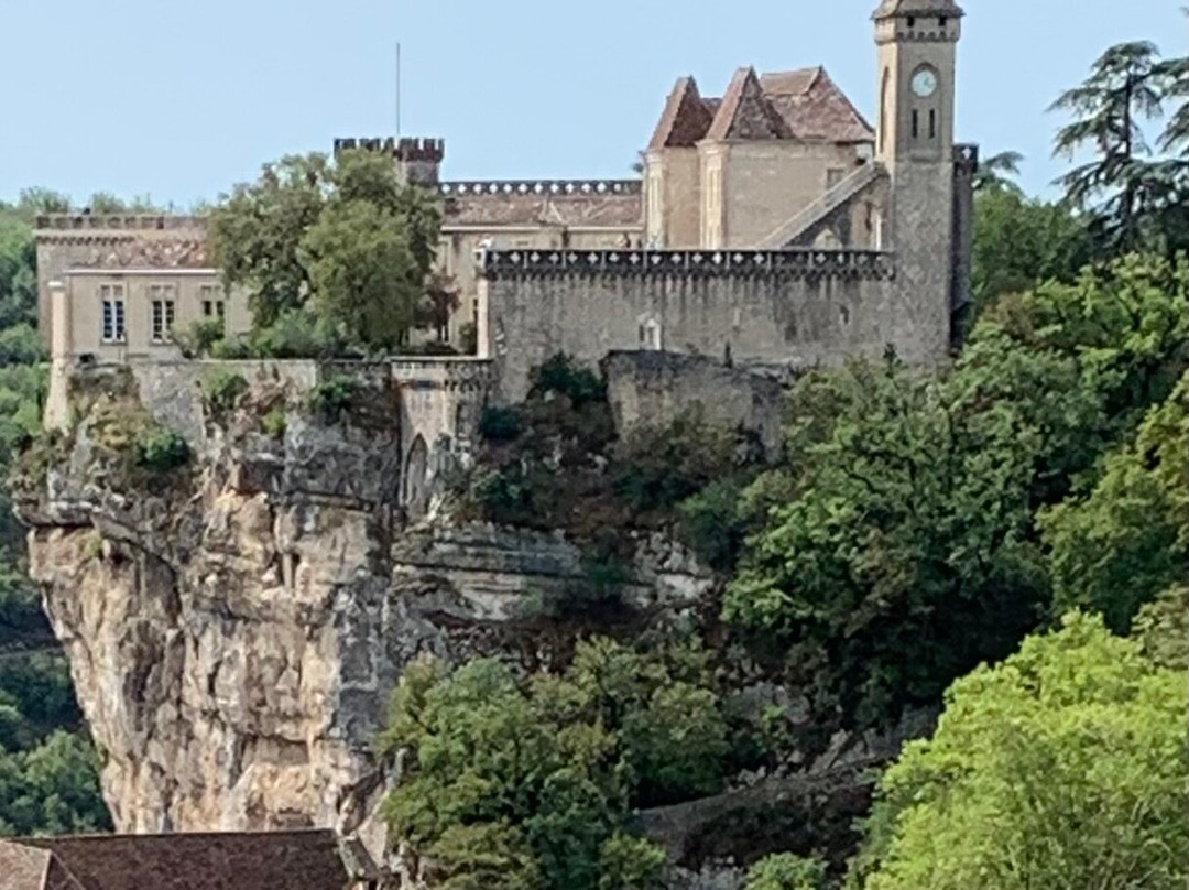 Taxi & Touring A La Carte-Saint-Vincent-de-Cosse必去景点