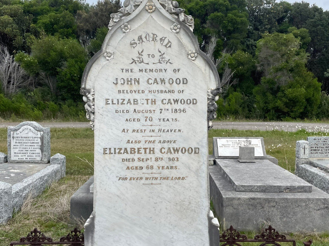 Apollo Bay Cemetery-Marengo必去景点
