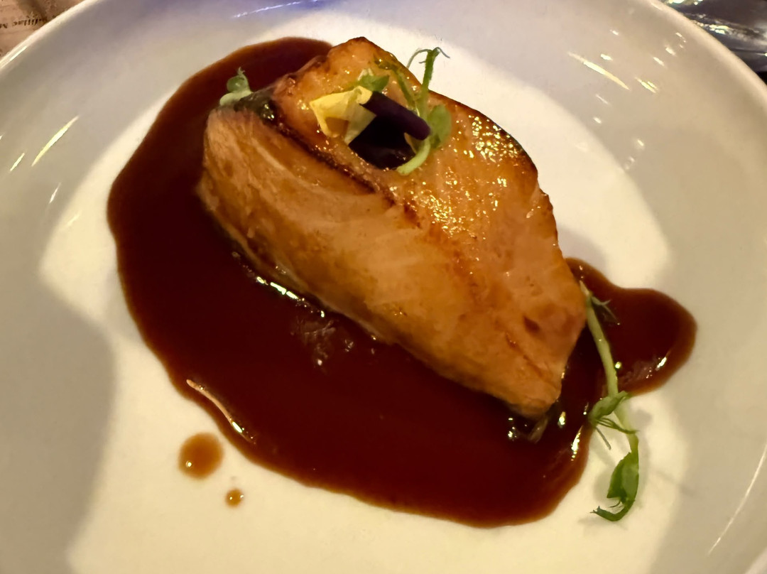 Lù dining and bar (chinese fusion)