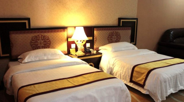 华南大酒店（湛江站店）主图