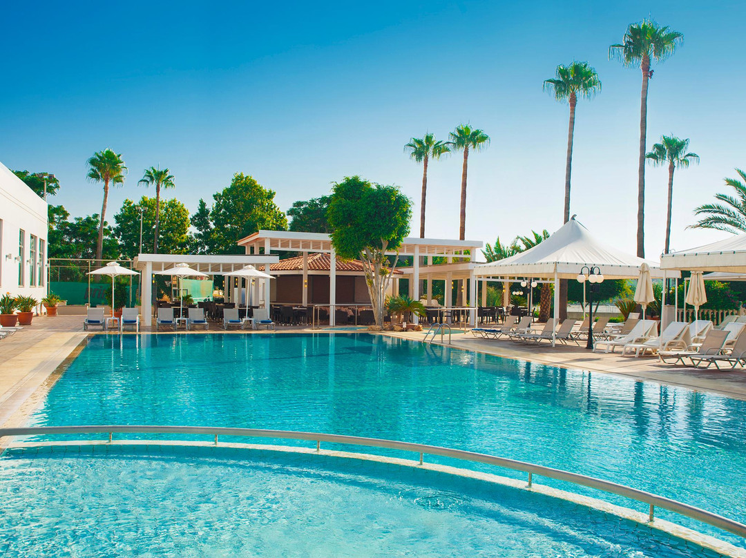 Agios Athanasios酒店住宿-阿贾克斯酒店