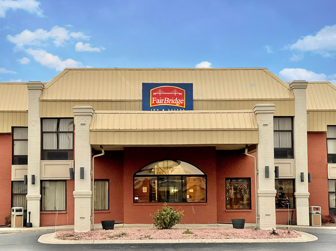 Churubusco酒店住宿-FairBridge Inn & Suites Fort Wayne