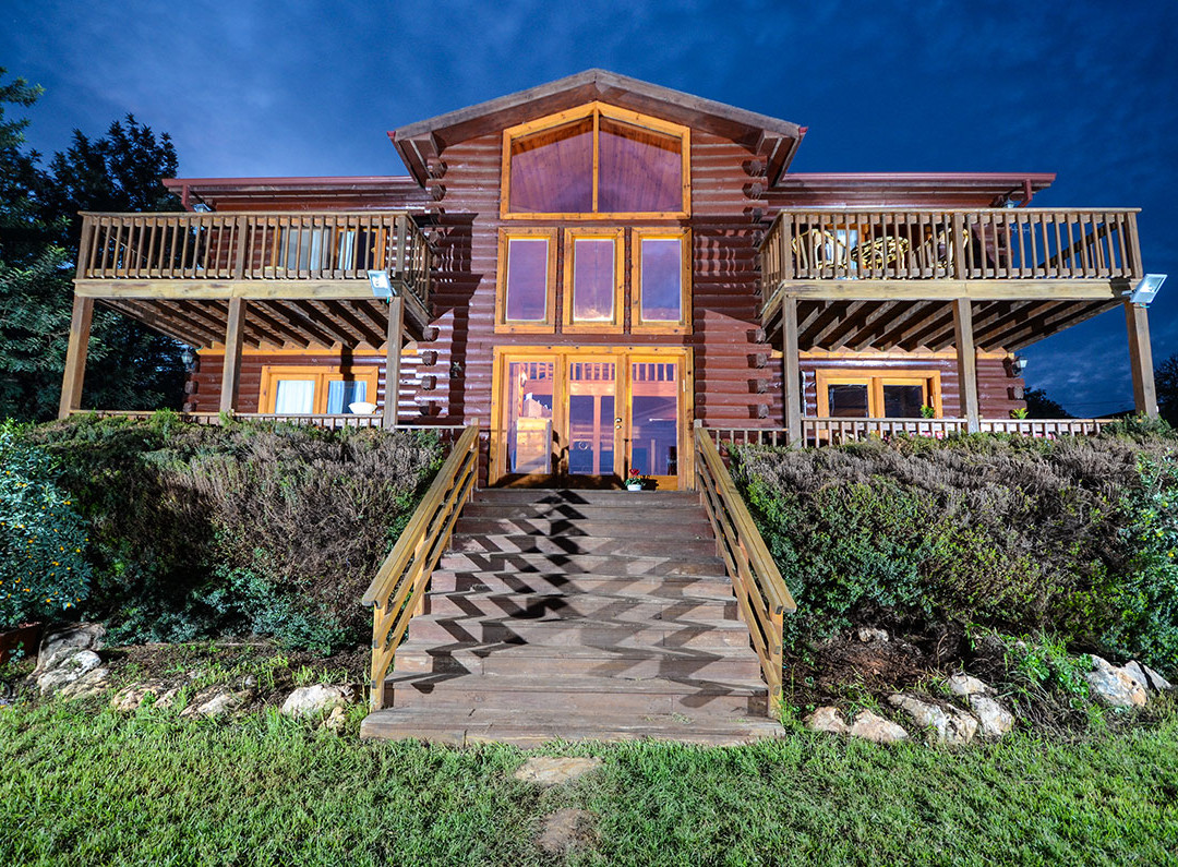 Naftaly Estate主图