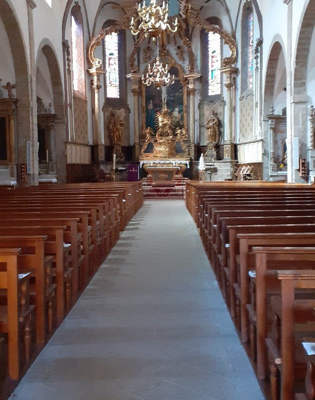 Eglise Saint-Geniez-Saint Geniez d'Olt必去景点