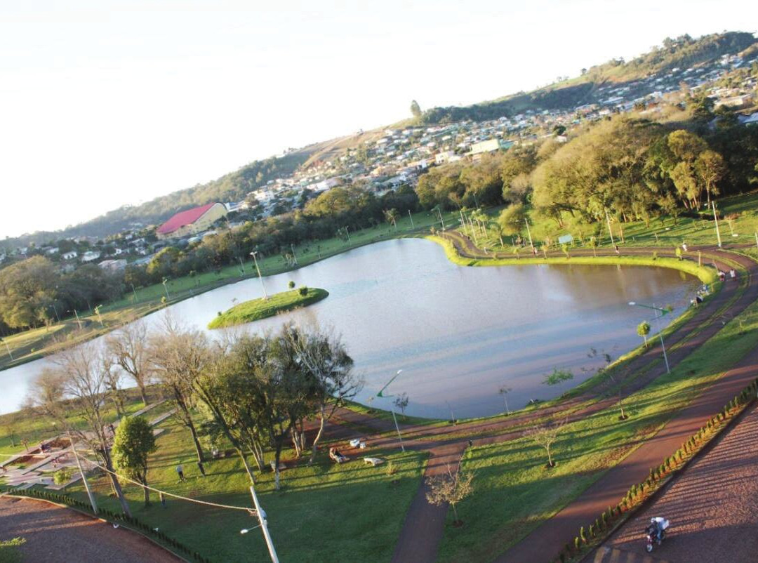 Parque Ambiental Jorge Backes, Lago Alvorada景点图片