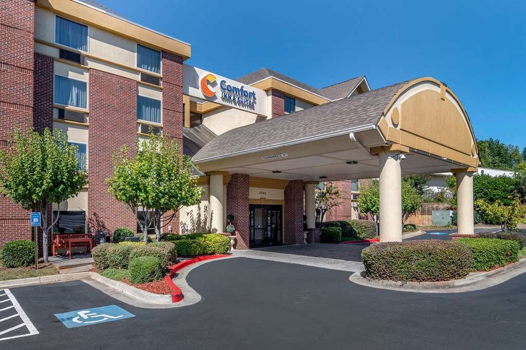 苏万尼酒店住宿-Comfort Inn & Suites Suwanee - Sugarloaf