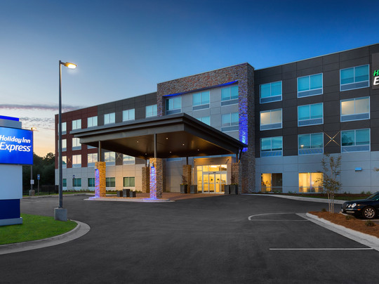 Madison酒店住宿-Holiday Inn Express Lake Park, an IHG hotel