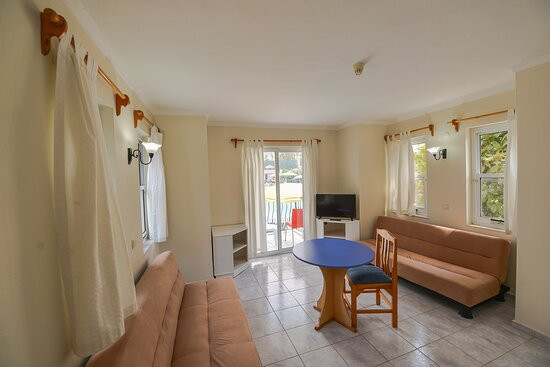 Blue Pearl Hotel & Apartments