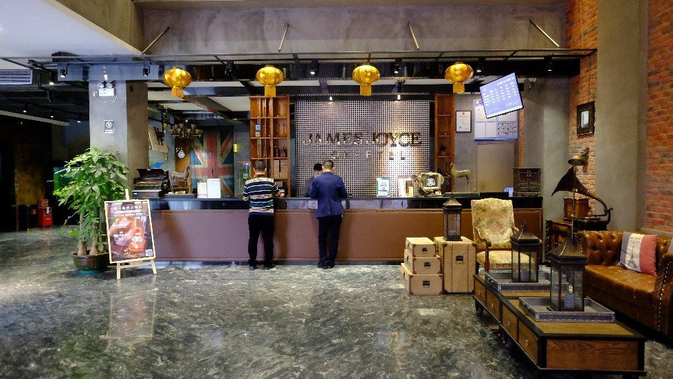 正盛酒店(广州白云火车站小坪地铁站店）主图