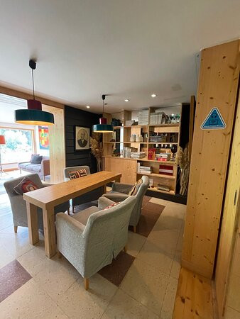 代德马蒂尼亚酒店主图