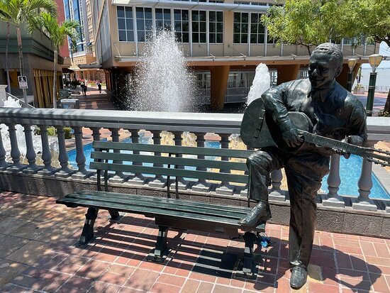 拉斯佩尼亚斯-瓜亚基尔必去景点